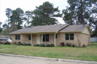 3801 Honeysuckle Ln, Texarkana, TX 75503 