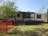 142 County Rd 164, Floresville, TX 78114 