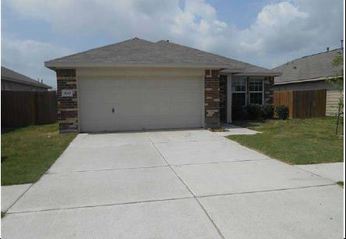 3611 Apache Meadows Drive, Baytown, TX 77521 