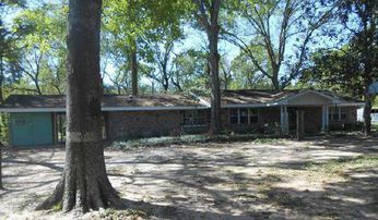 15730 Dewberry Ln, Conroe, TX 77302 