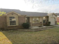 5613 Oregon Trl Ct, Haltom City, TX 76148 