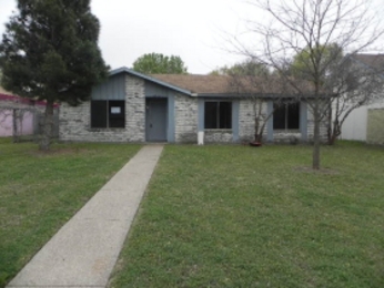 2822 Royalty Dr, Garland, TX 75044 