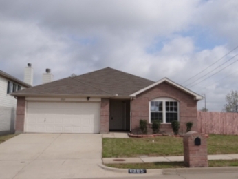 8305 Toler Trl, Dallas, TX 75249 