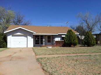 1906 S 1st St, Tahoka, TX 79373 