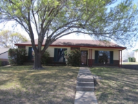 1910 Angelina Dr, Garland, TX 75040 