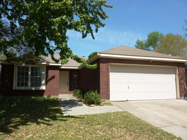593 Orangewood Dr, Conroe, TX 77302 
