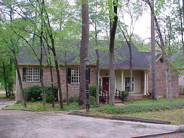 114 Greenbriar, Montgomery, TX 77356 