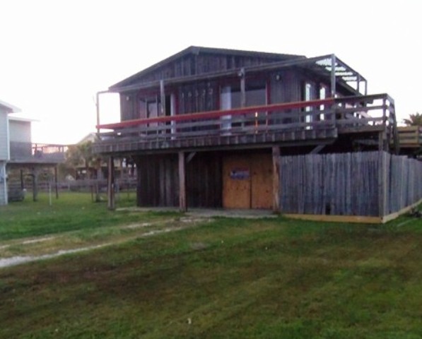 16522 Jolly Roger Rd, Jamaica Beach, TX 77554 