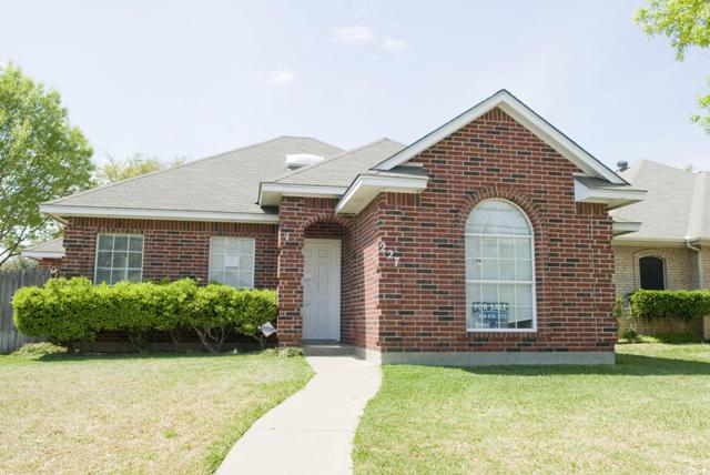 227 S Irving Heights Dr, Irving, TX 75060 