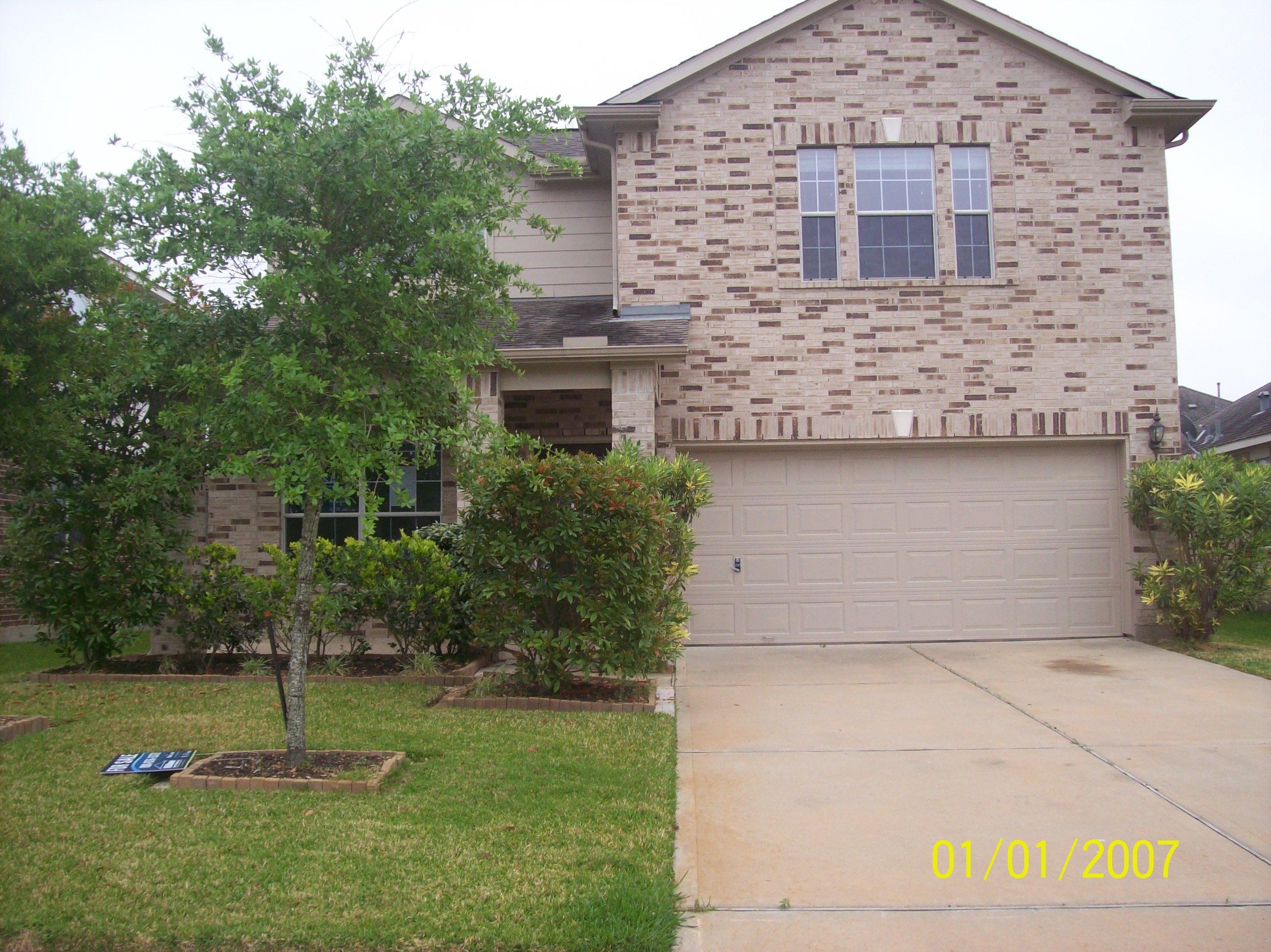 2025 Running Brook Ln, Pearland, TX 77584 