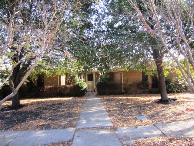 4002 Greenway Drive, Garland, TX 75041 