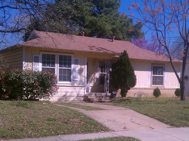 6837 Van Natta Ln, Fort Worth, TX 76112 