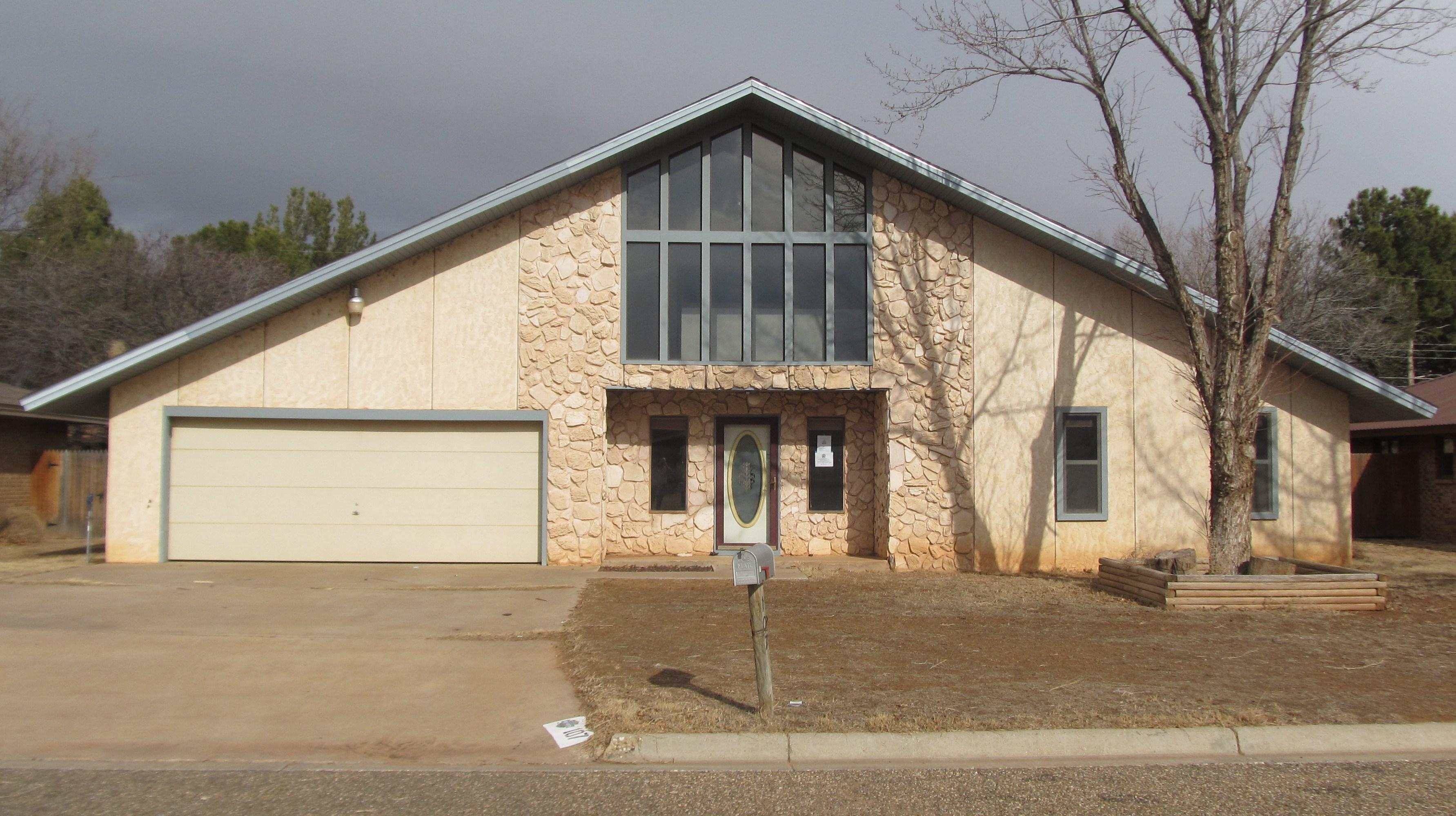 107 East 27th Street, Littlefield, TX 79339 
