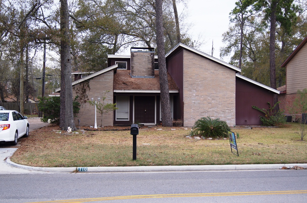 710 S Diamondhead Blv, Crosby, TX 77532 
