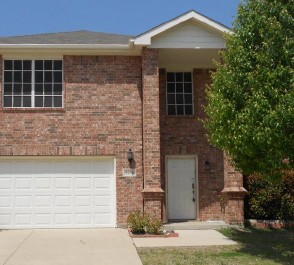 9936 Osprey Dr, Fort Worth, TX 76108 
