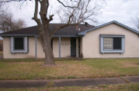 6222 Heatherbloom Drive, Houston, TX 77085 