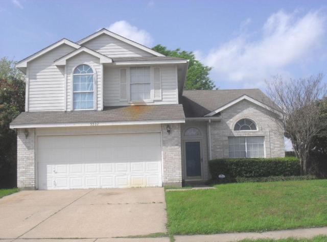 5302 Manhassett Dr, Arlington, TX 76018 