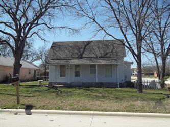 513 2nd St, Sanger, TX 76266 