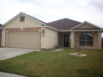 310 Silverado Trl, Victoria, TX 77901 