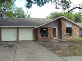 227 Whitehall Dr, Houston, TX 77060 