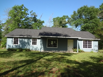 7197 Pine Shadows Rd, Conroe, TX 77328 