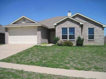 1100 Whispering Mdws, Crowley, TX 76036 
