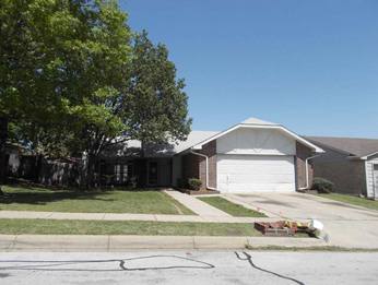 7721 Portman Ave, Fort Worth, TX 76112 