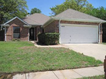 4909 Kesler Dr, Arlington, TX 76017 