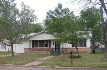 807 N Barbara St, Waco, TX 76705 