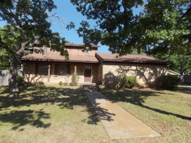 1203 Peggy Ln, Kennedale, TX 76060 