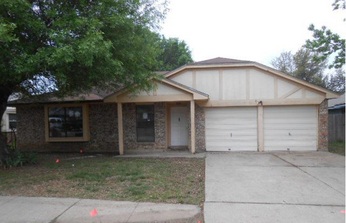 2318 Cripple Creek Dr, Arlington, TX 76014 