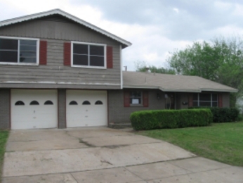 5421 Ammons St, Haltom City, TX 76117 