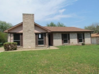 1245 High Meadow Ln, Lancaster, TX 75146 