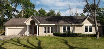 7225 Santa Fe Dr, Houston, TX 77061 