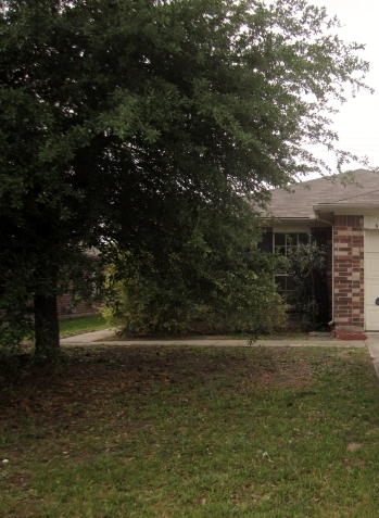 5326 Honeyvine Dr, Houston, TX 77048 