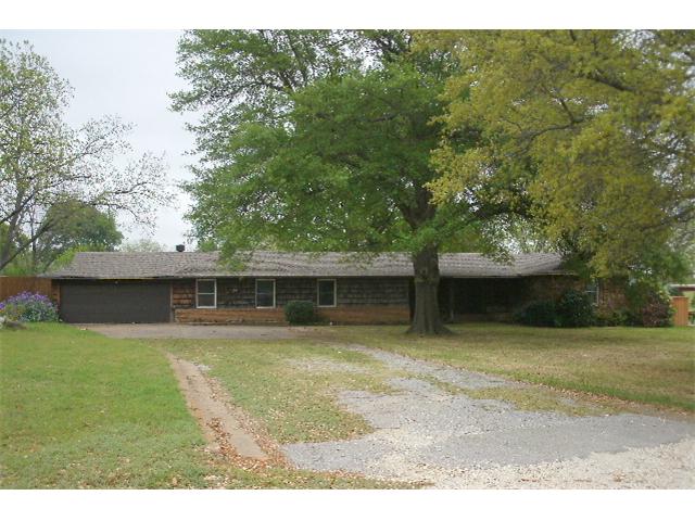 156 Desvoignes Rd, Denison, TX 75021 