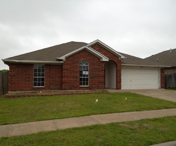 5907 Rising Meadow Dr, Arlington, TX 76018 