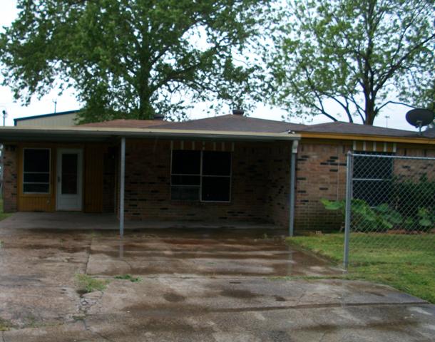2610 Linder St, Houston, TX 77026 