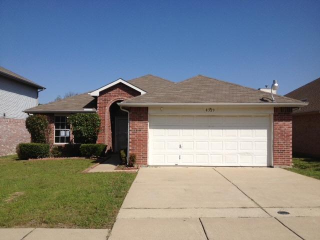 8323 Winecup Rdg, Dallas, TX 75249 