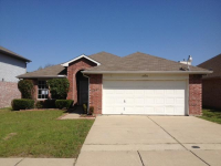 8323 Winecup Rdg, Dallas, TX 75249 