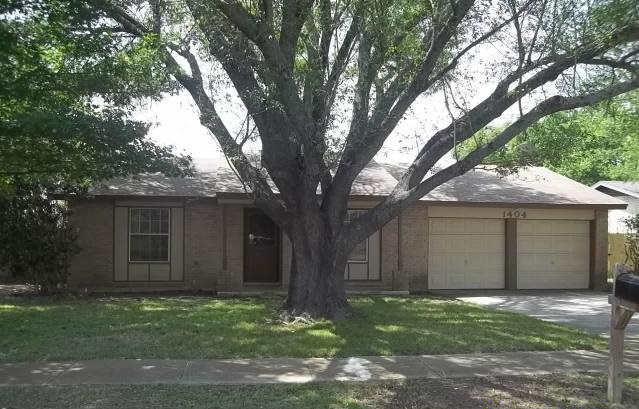 1404 Winderemere Dr, Arlington, TX 76014 