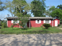 423 Lazy River Ln, Baytown, TX 77523 