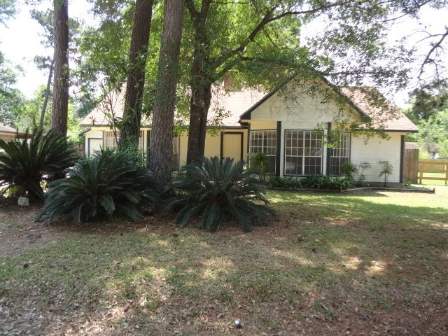 101 Tupelo Ln, Conroe, TX 77304 