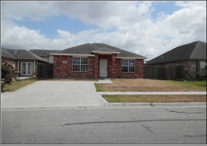 3041 Aberdeen Dr, Brownsville, TX 78526 
