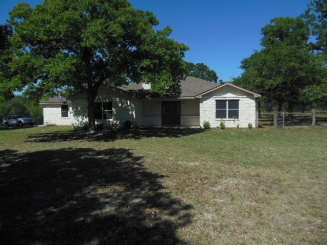 501 Cork Road, Floresville, TX 78114 
