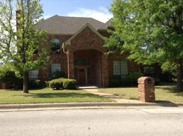 9120 Nobhill Drive, North Richland Hills, TX 76182 