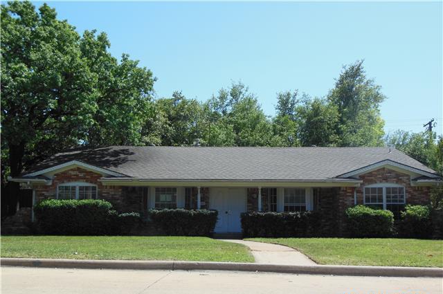 7108 Ellis Rd, Fort Worth, TX 76112 