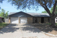1608 Sierra Dr, Baytown, TX 77521 