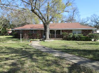 1104 Hurstview Drive, Hurst, TX 76053 