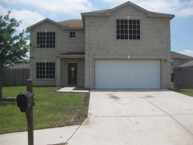 2111 41st St, Mission, TX 78573 